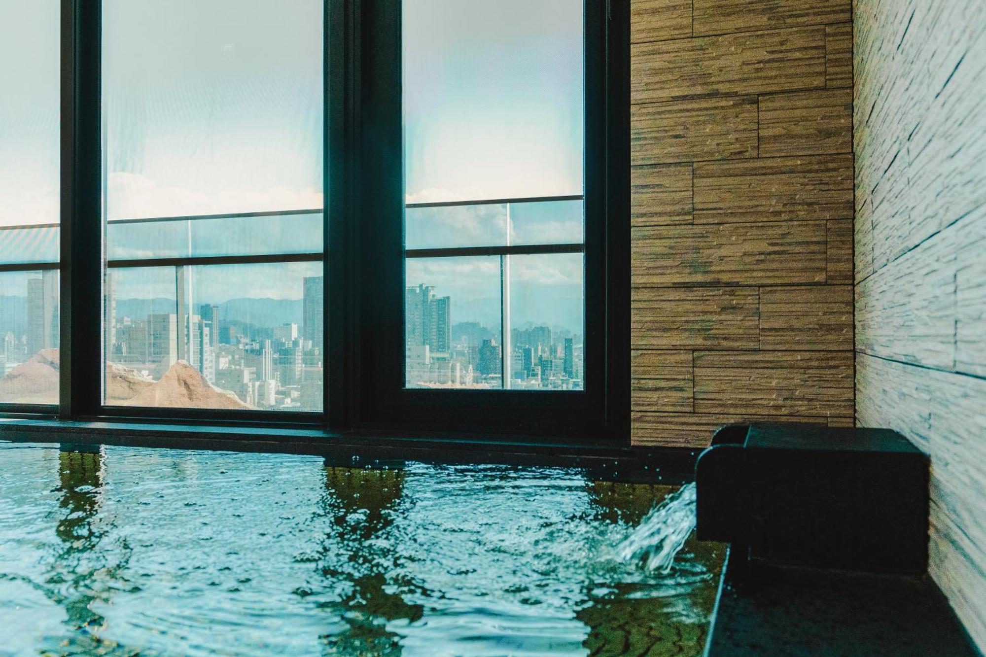Mgh Mitsui Garden Hotel Taipei Zhongxiao Bagian luar foto